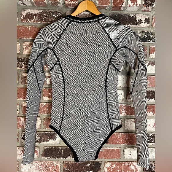 Other - Women's Black and White Long Sleeve Wetsuit